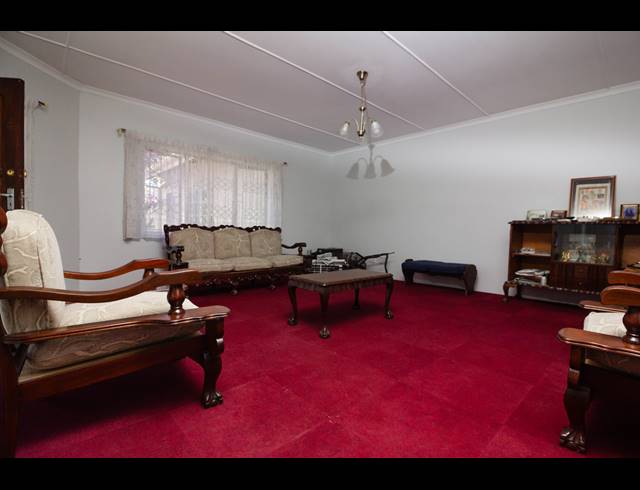3 BEDROOM HOUSE FOR SALE IN ARENA PARK